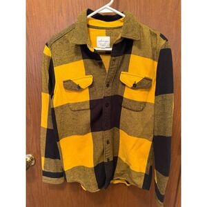 American Eagle Men's Yellow Black Buffalo Plaid Flannel Shirt Classic Fit Size S